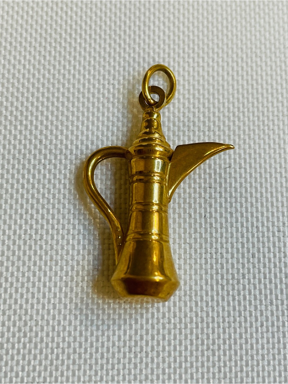 Vintage 18k Yellow Gold Dallah Coffee Pot Pendant Charm
